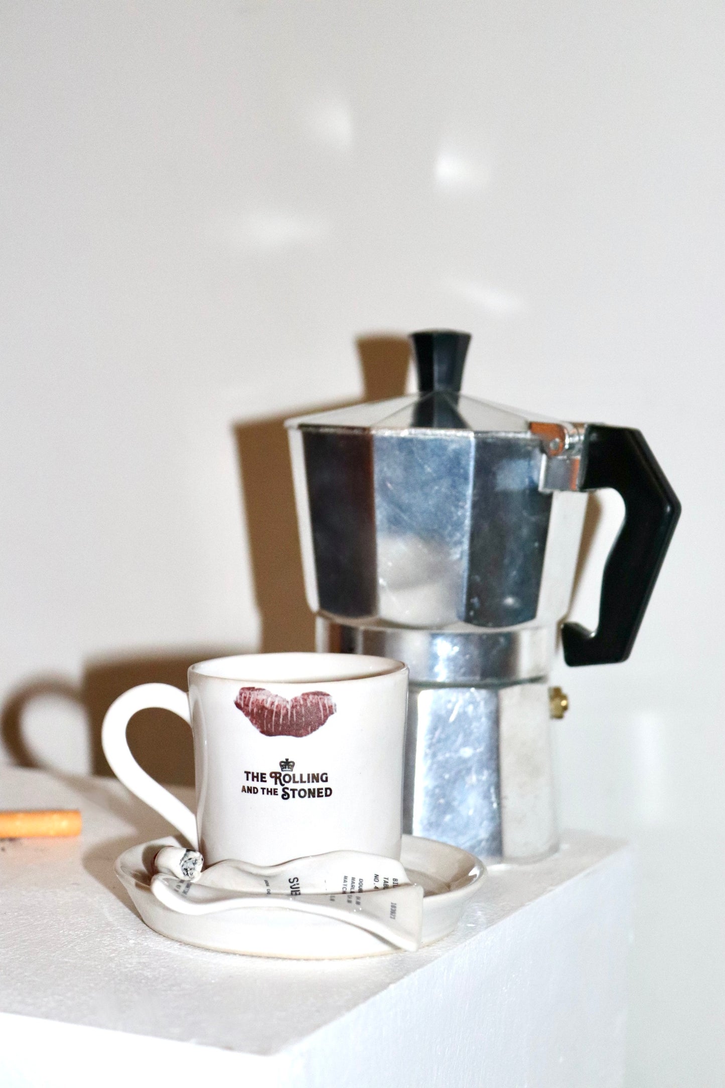 MARLBORO REDS PLEASE