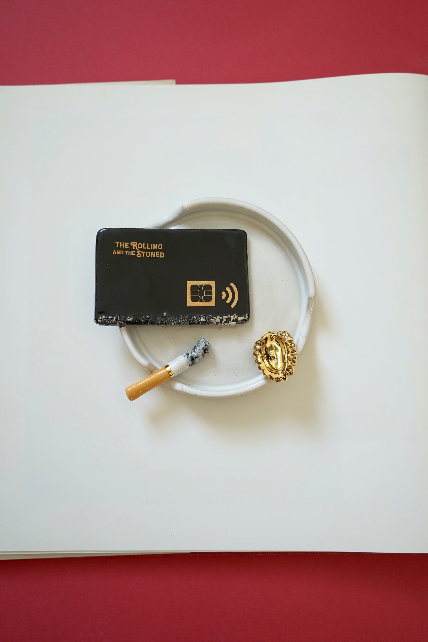 CHARLIE'S GOLD BEER CAP CARD