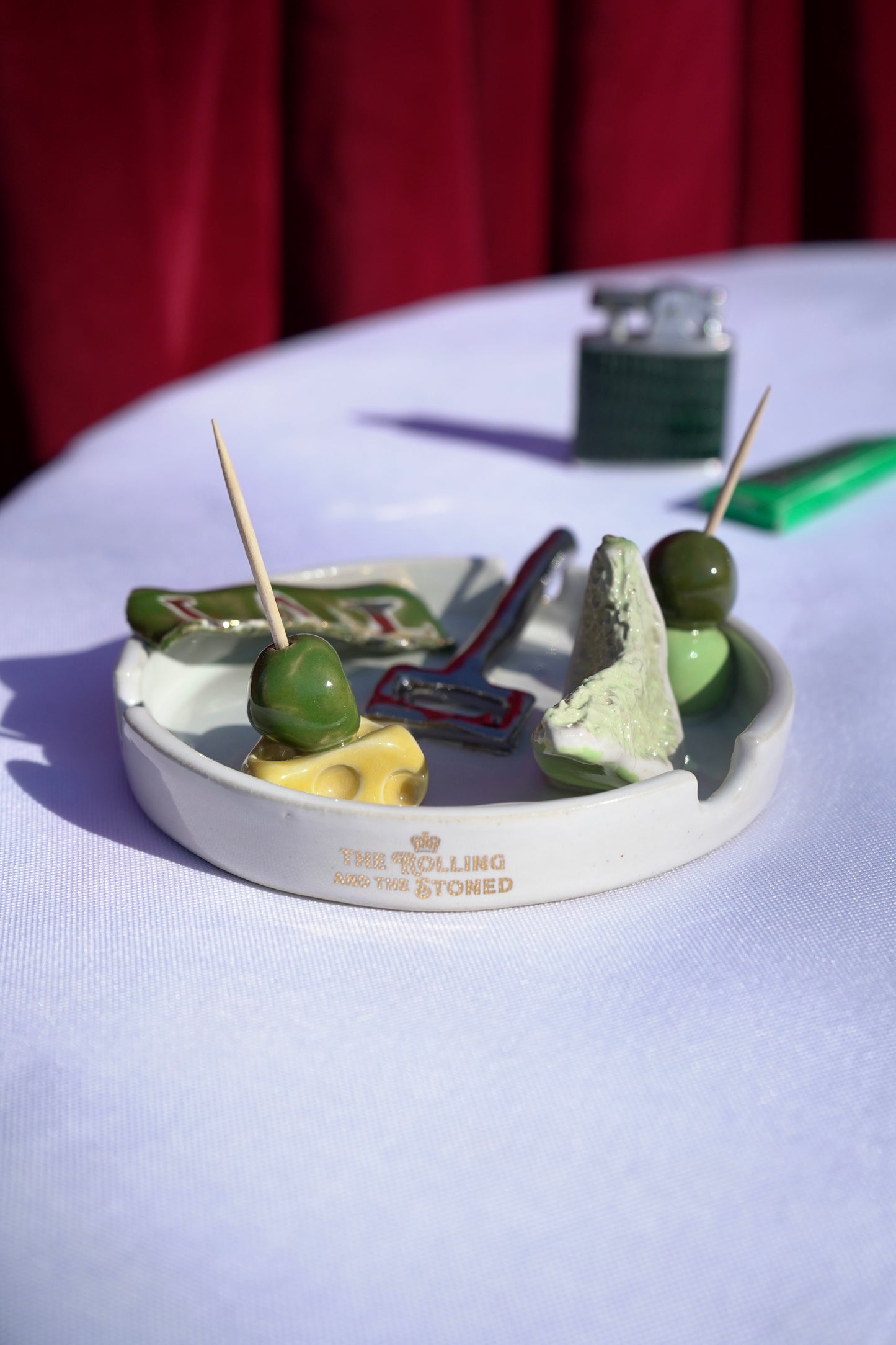 OLIVE TO PARTY