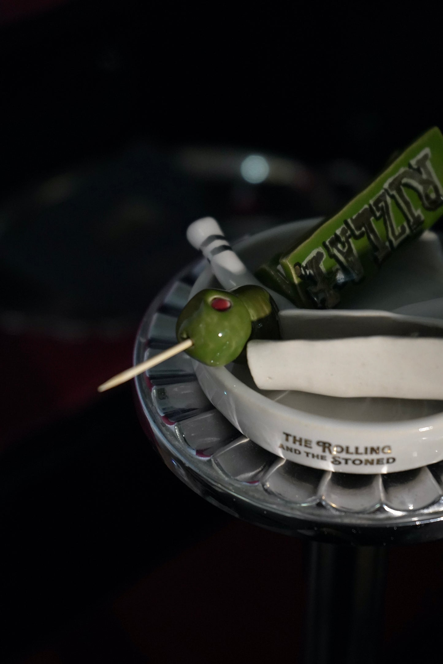 THE SMOKING OLIVE ASHTRAY