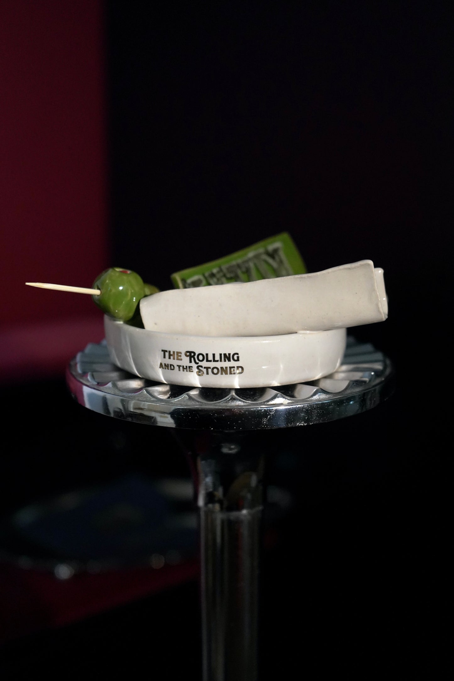 THE SMOKING OLIVE ASHTRAY