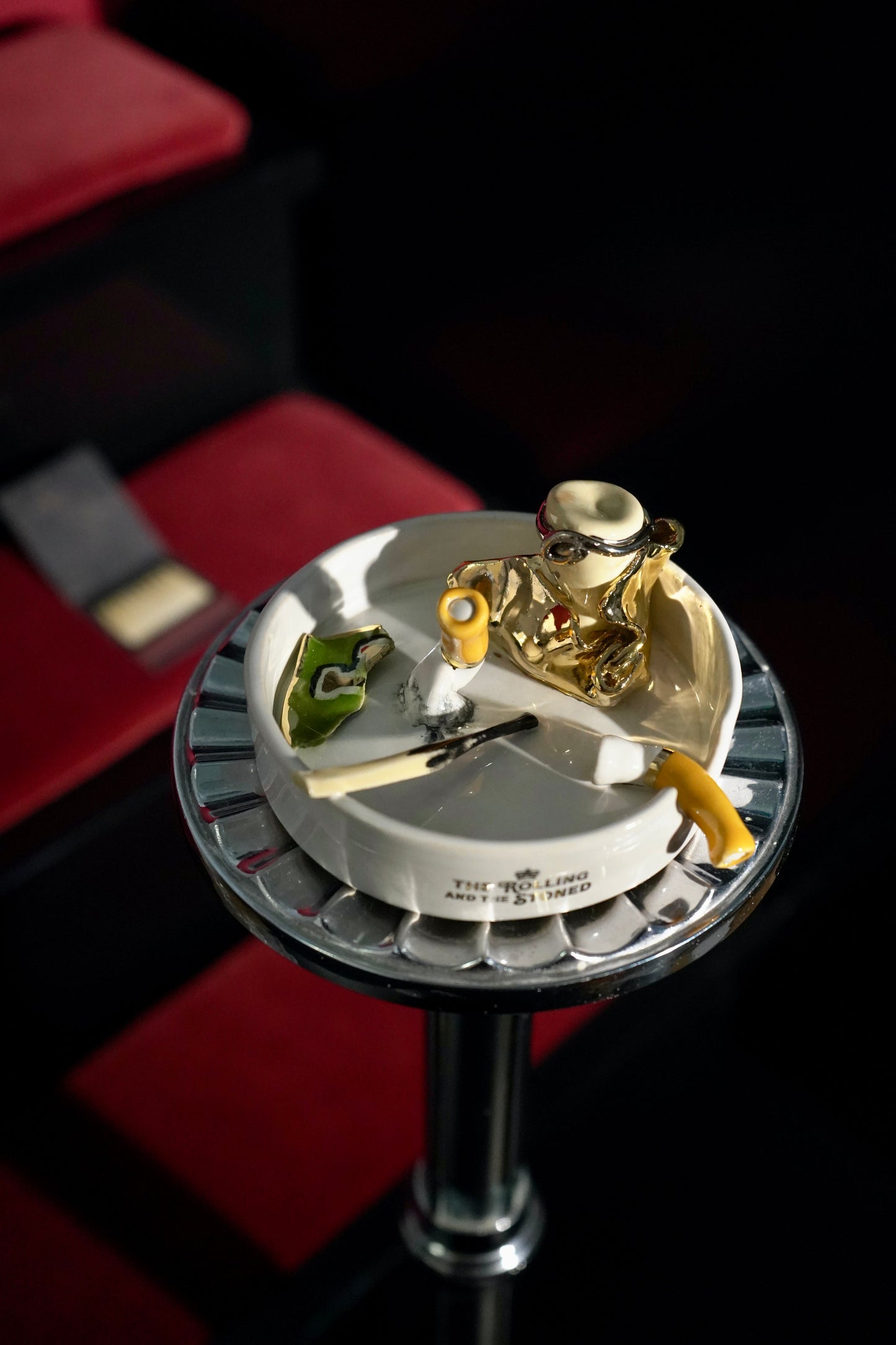CHAMPAGNE & CIGGY'S ASHTRAY