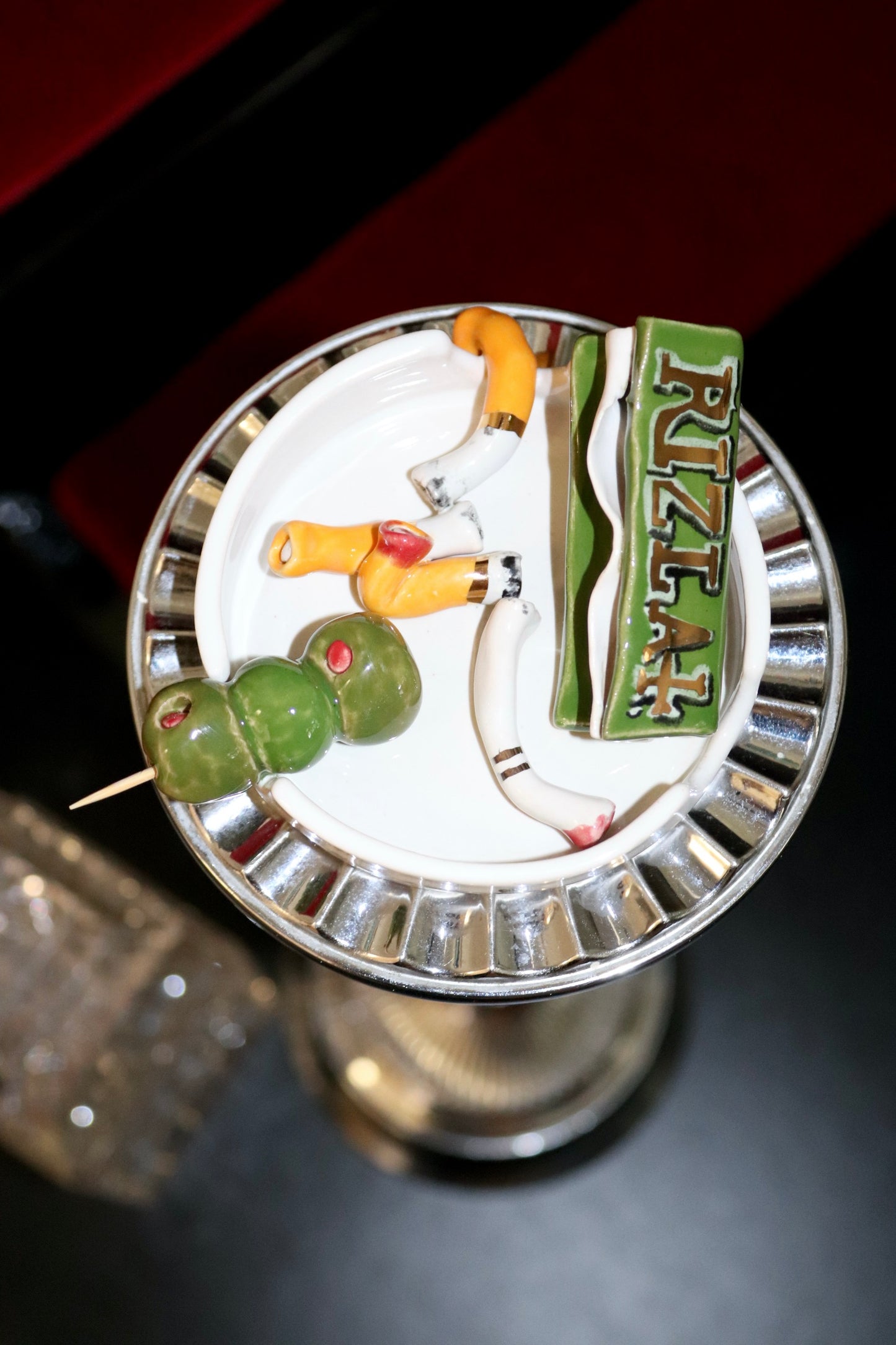 GOLDEN RIZLA ASHTRAY