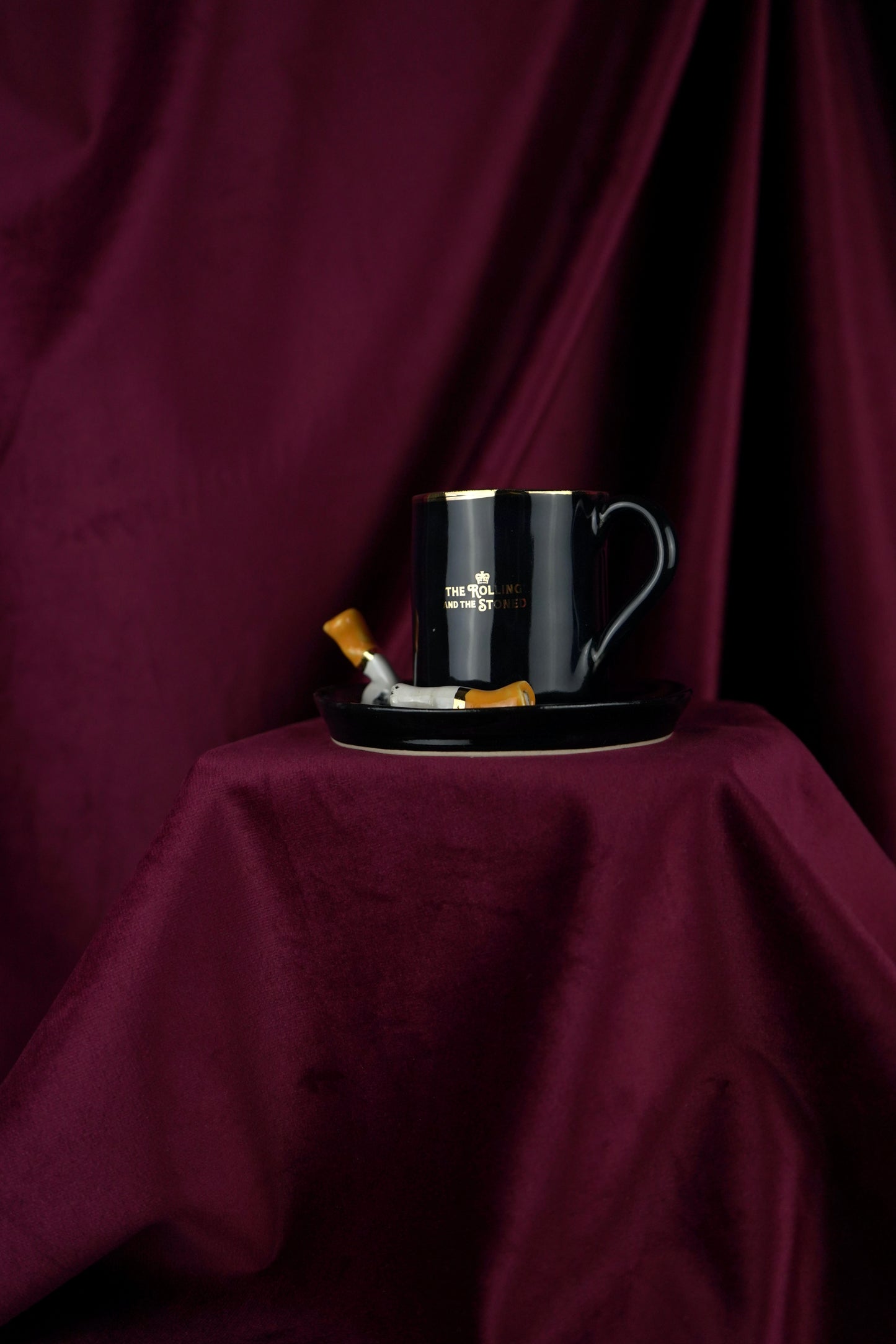 THE CLASSIC DOUBLE CIGARETTE ESPRESSO CUP & SAUCER