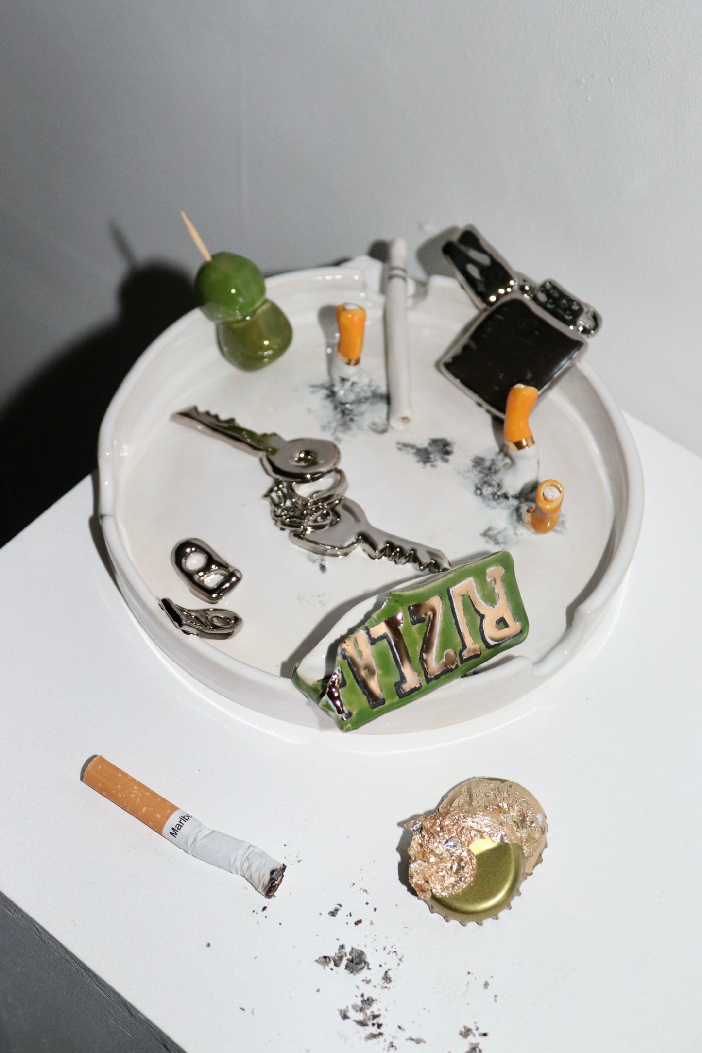 PASS ME THE ZIPPO