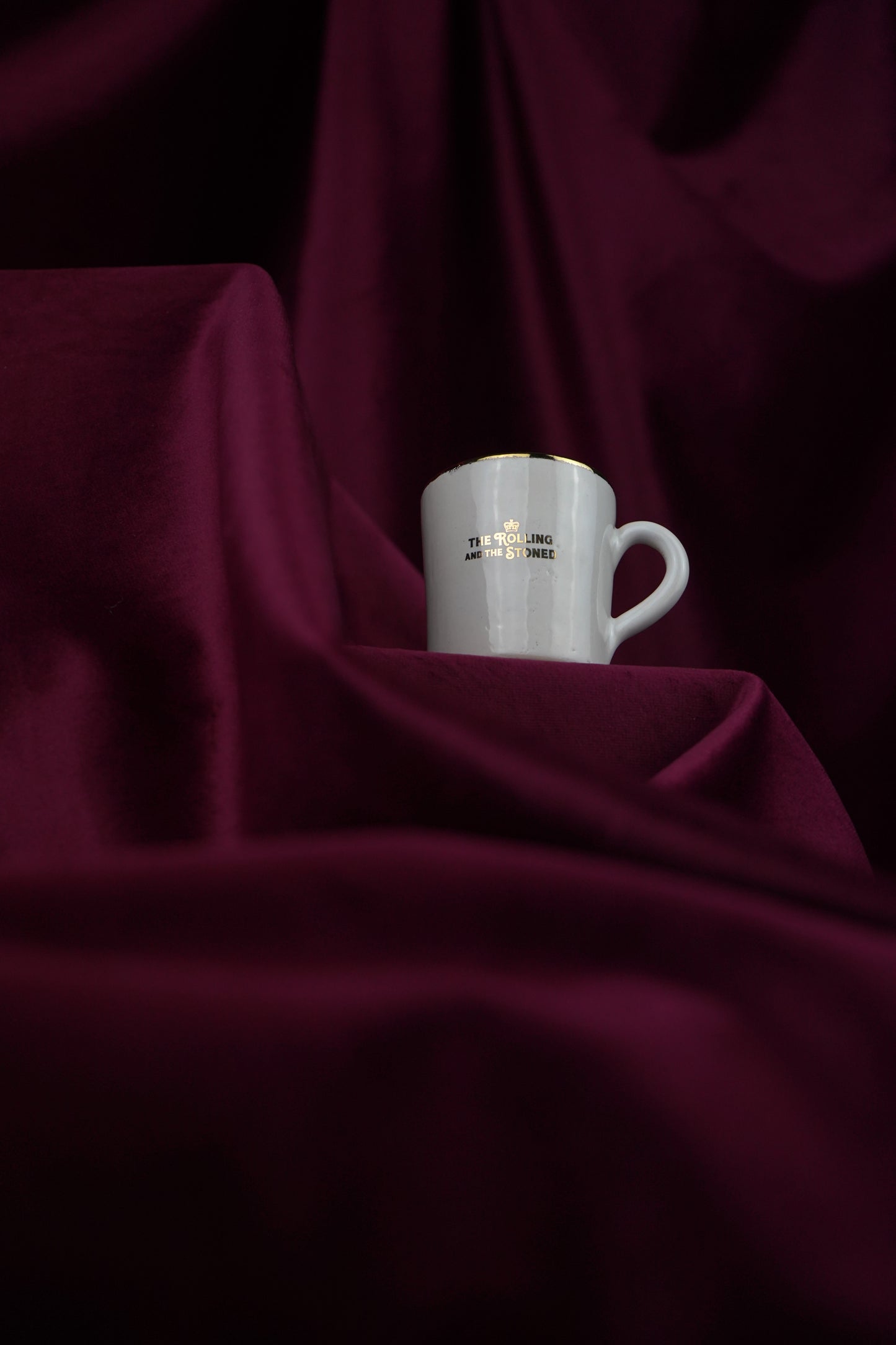 DOUBLE CIGARETTE ESPRESSO CUP & SAUCER