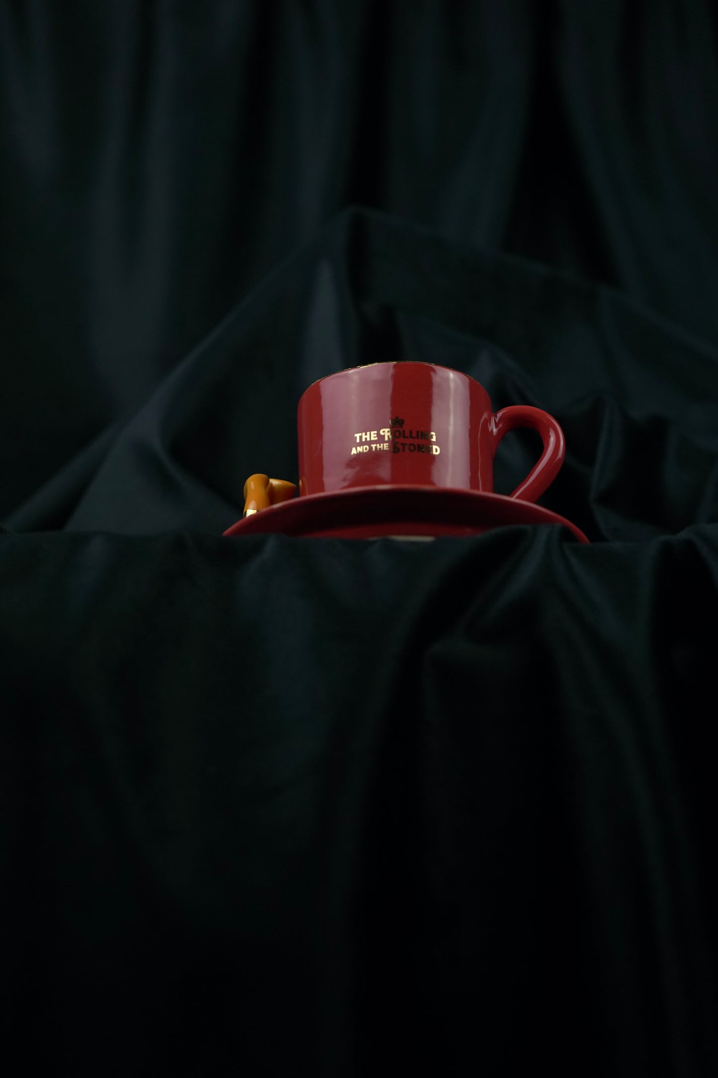 PAIR OF CIGGY'S ESPRESSO CUP & SAUCER