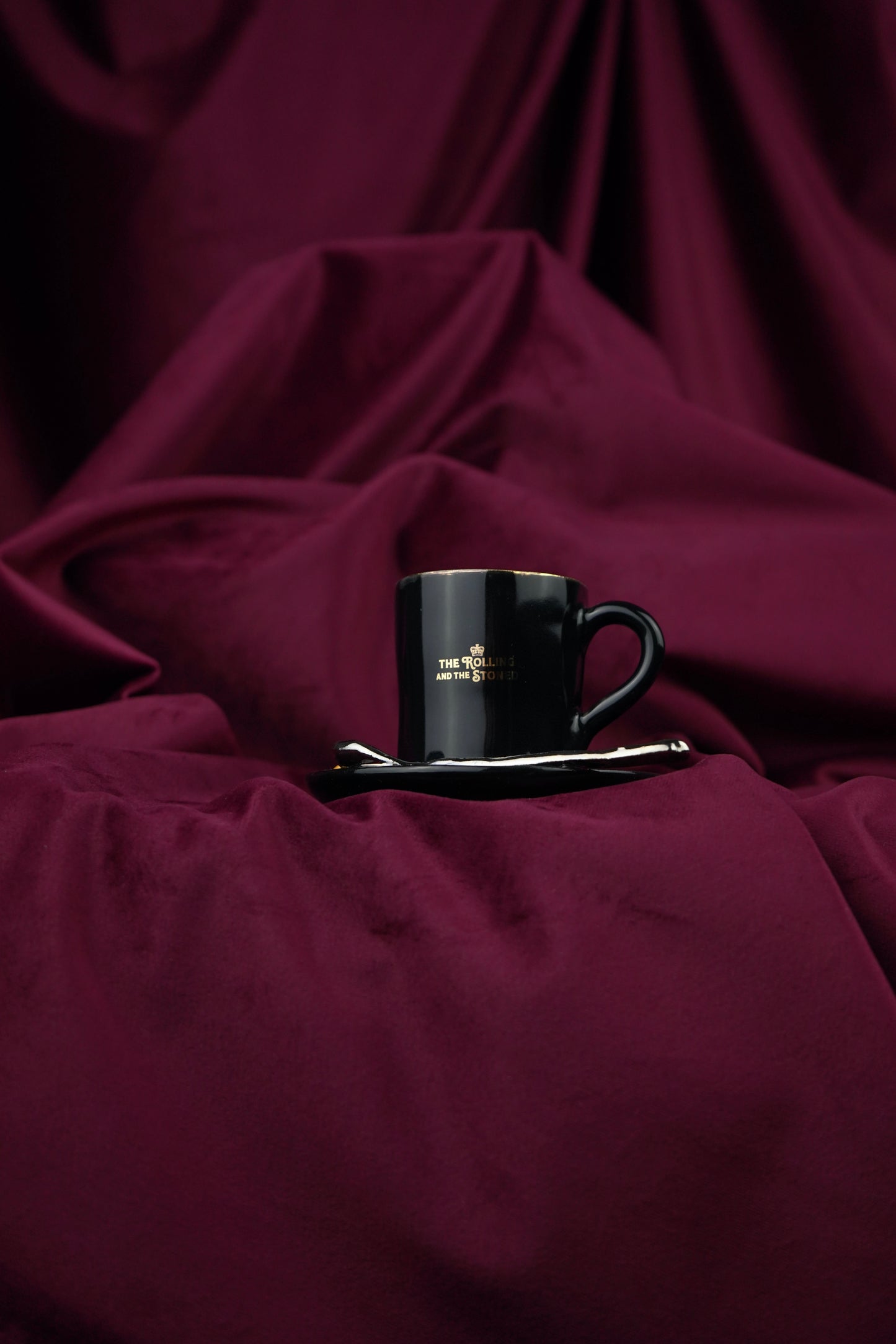 STUBBY BEER CAP & SPOON ESPRESSO CUP & SAUCER