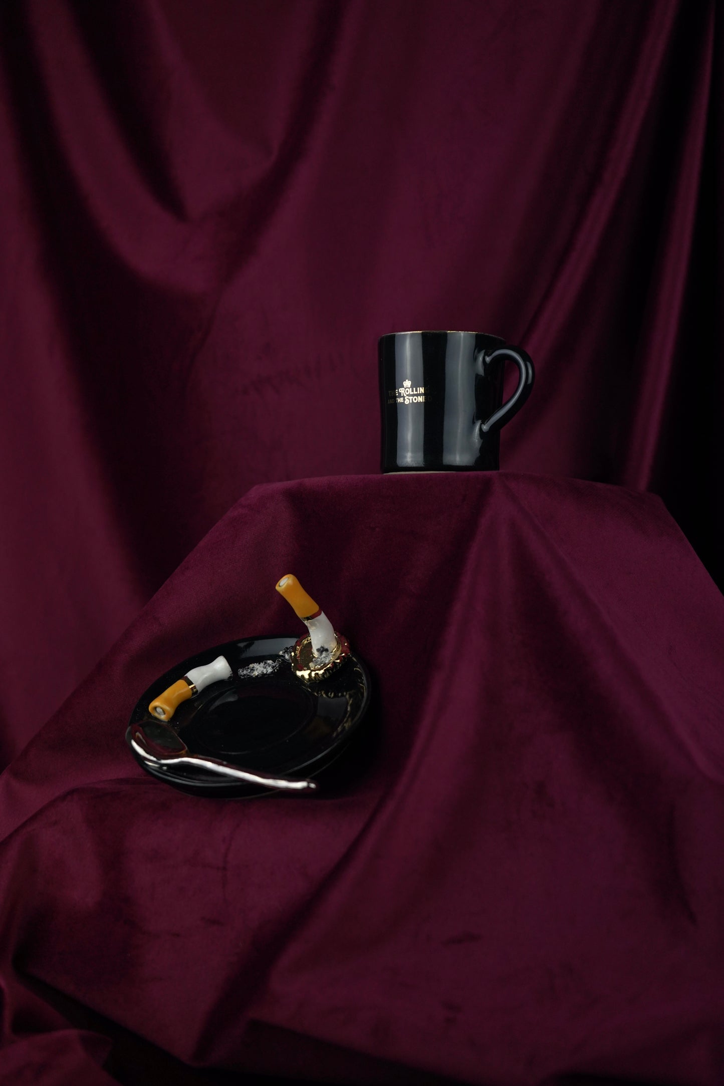 STUBBY BEER CAP & SPOON ESPRESSO CUP & SAUCER