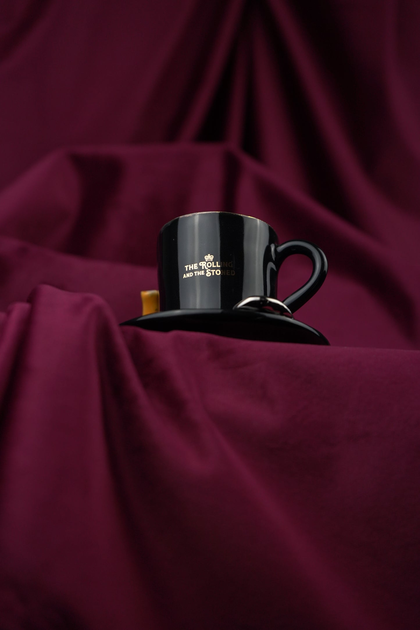 STUBBY BEER CAP & SPOON ESPRESSO CUP & SAUCER