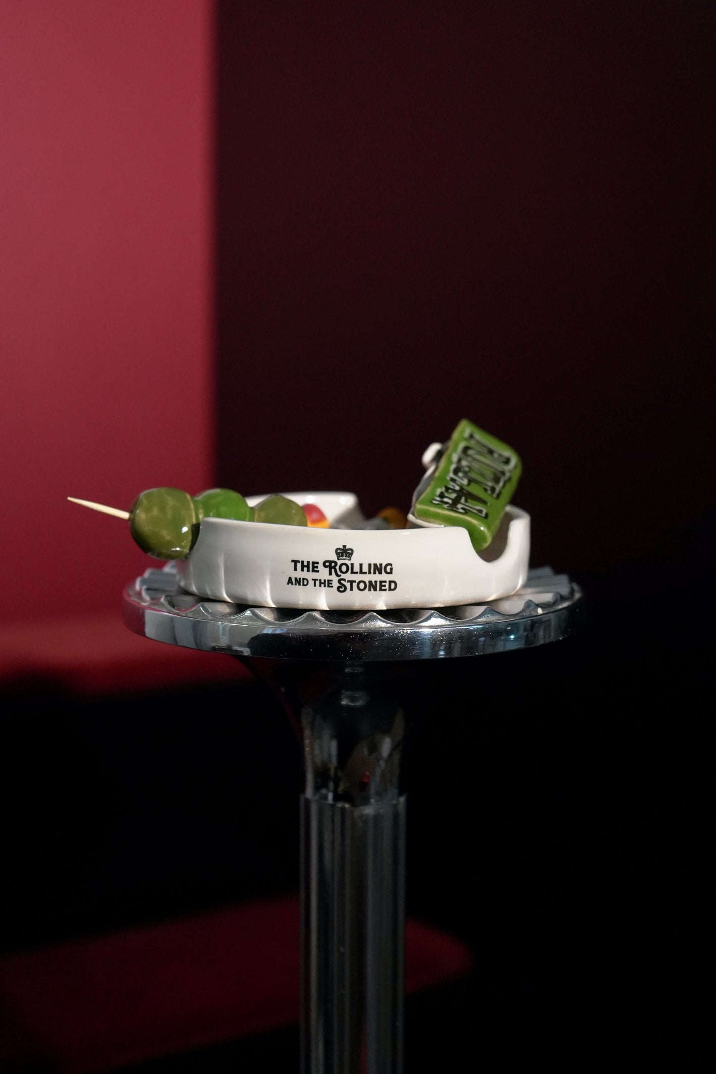GOLDEN RIZLA ASHTRAY
