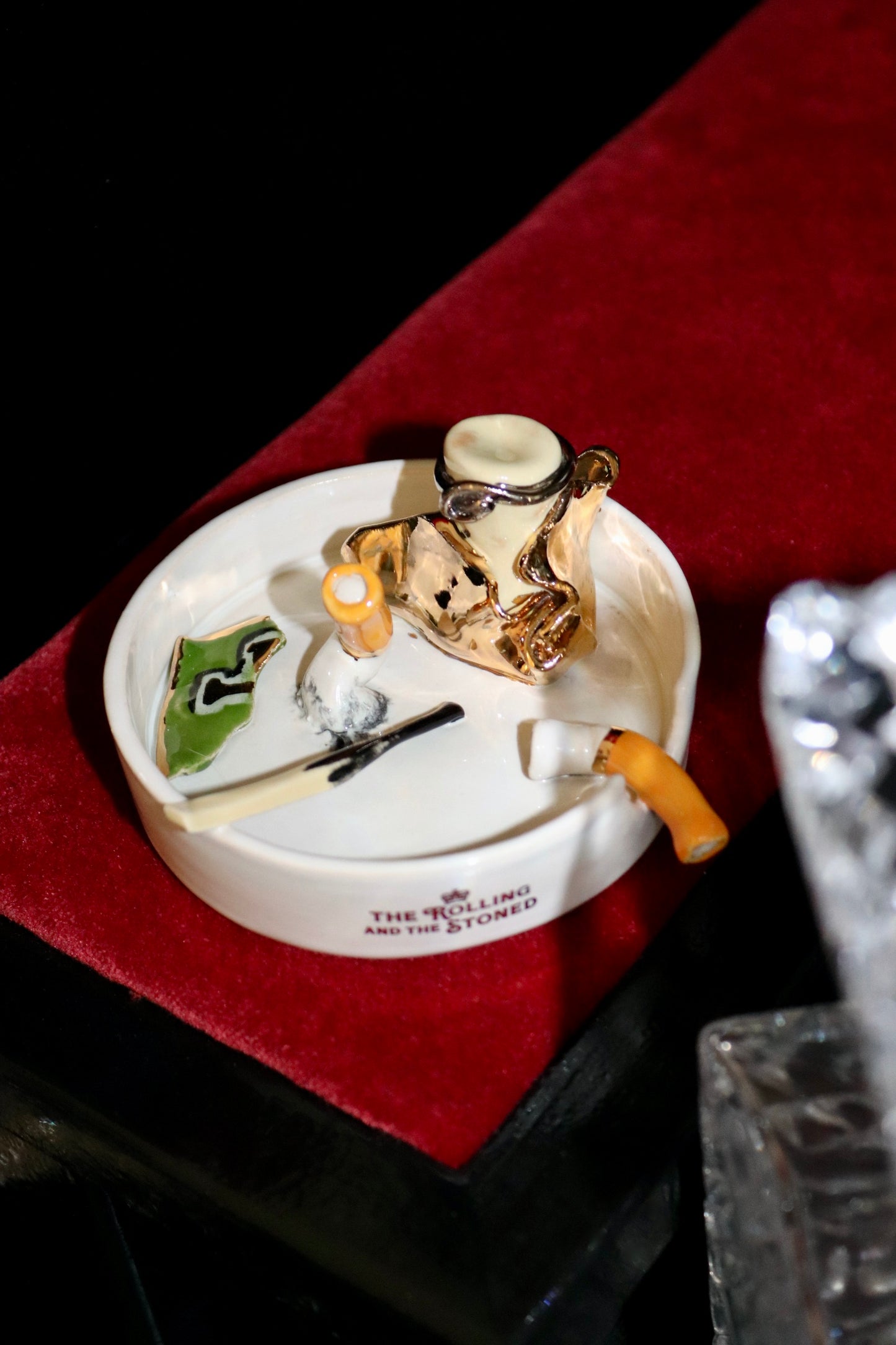 CHAMPAGNE & CIGGY'S ASHTRAY