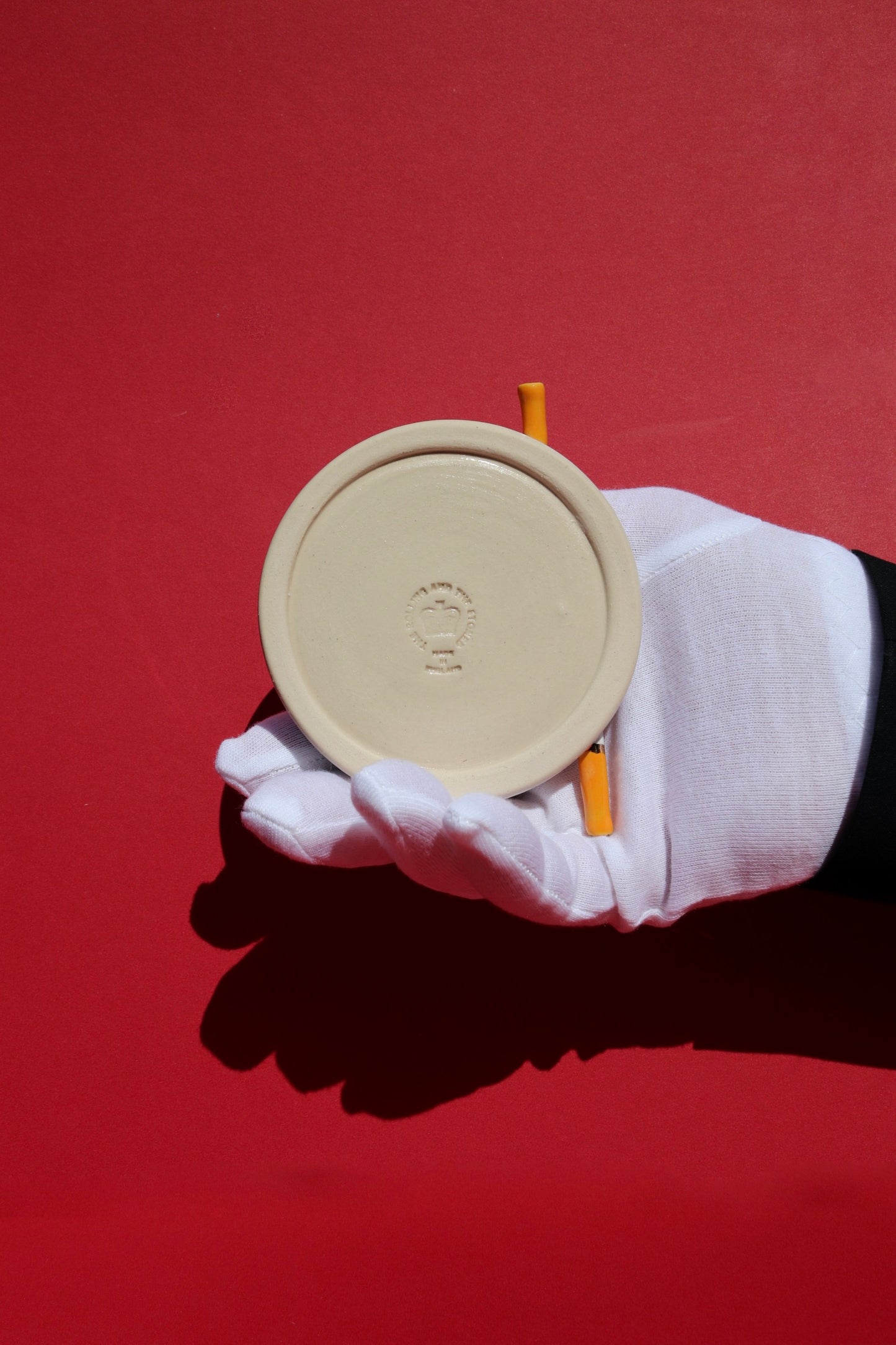 BLACK MATCHBOOK ASHTRAY