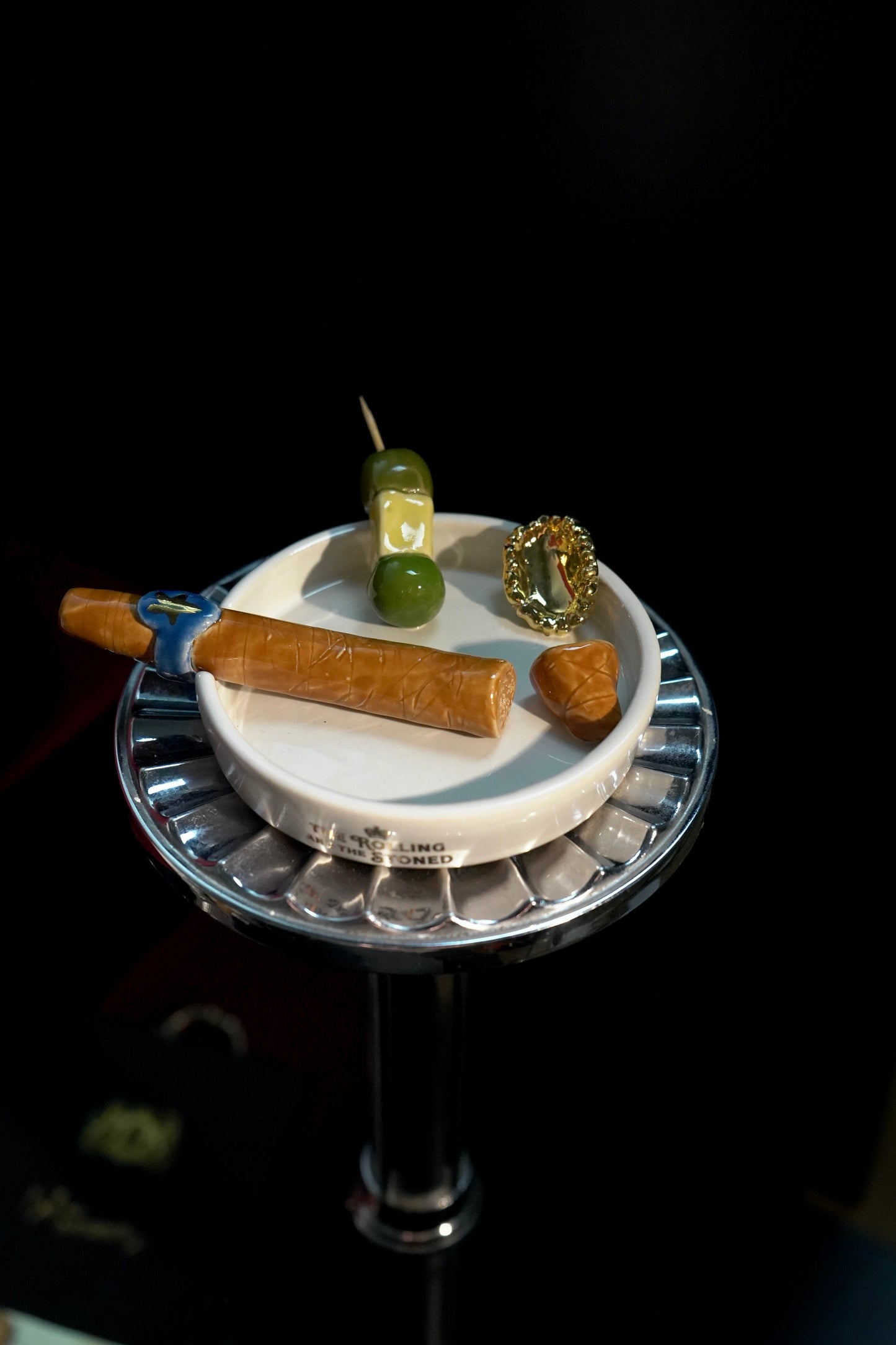 CIGAR & OLIVE ASHTRAY