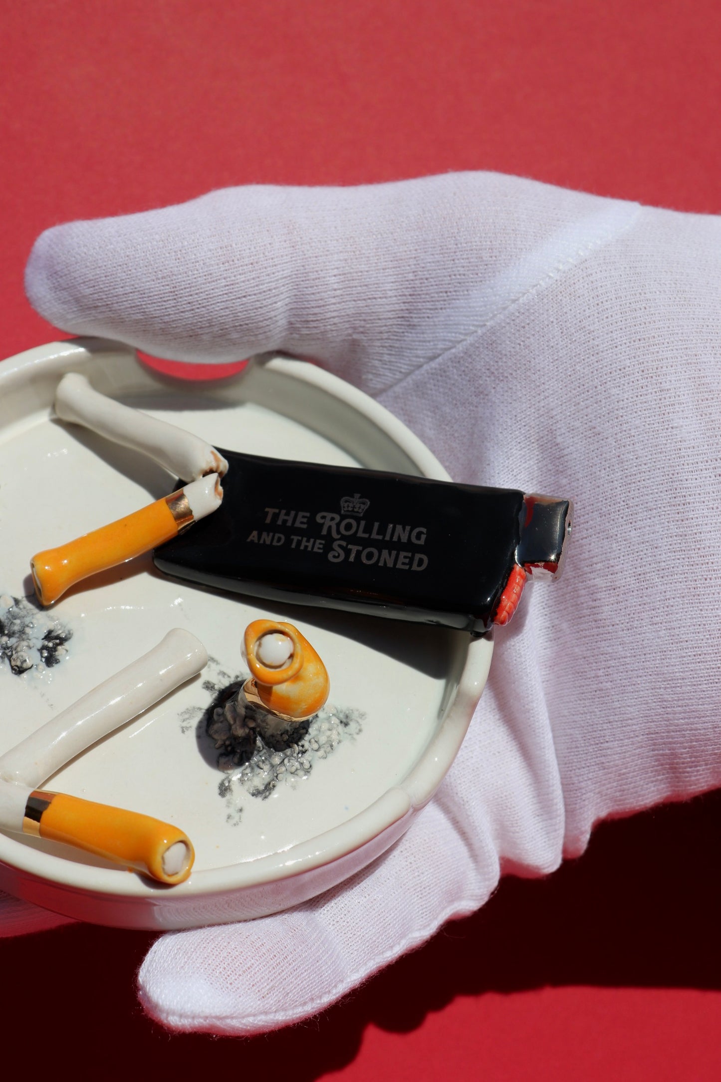 SNAPPED CIGS & LIGHTER ASHTRAY