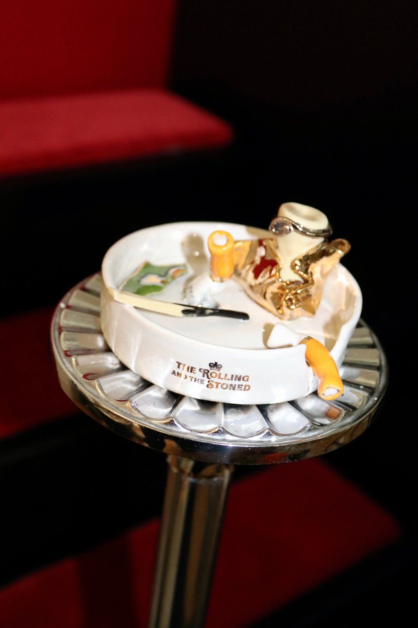 CHAMPAGNE & CIGGY'S ASHTRAY