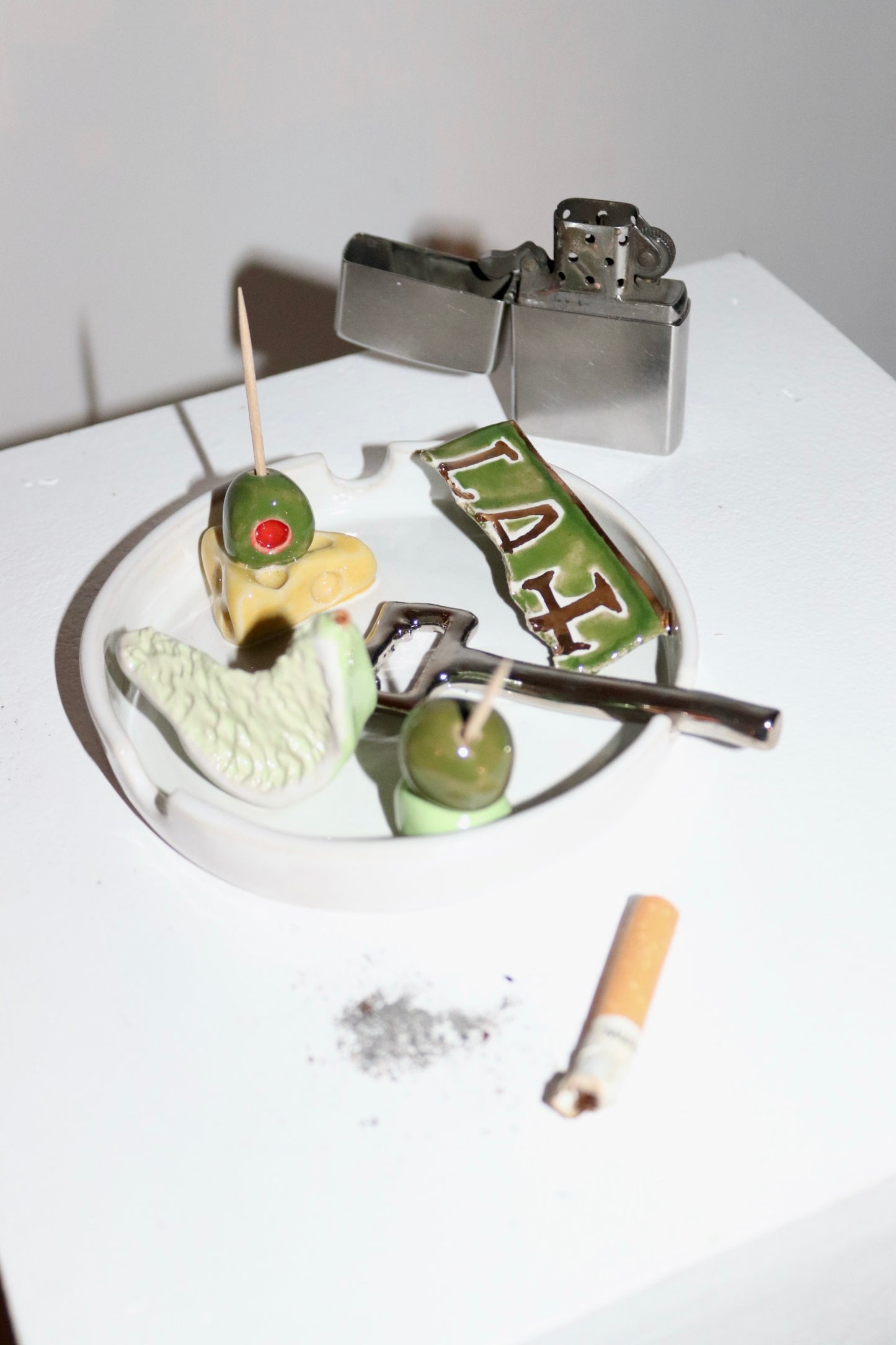 OLIVE TO PARTY
