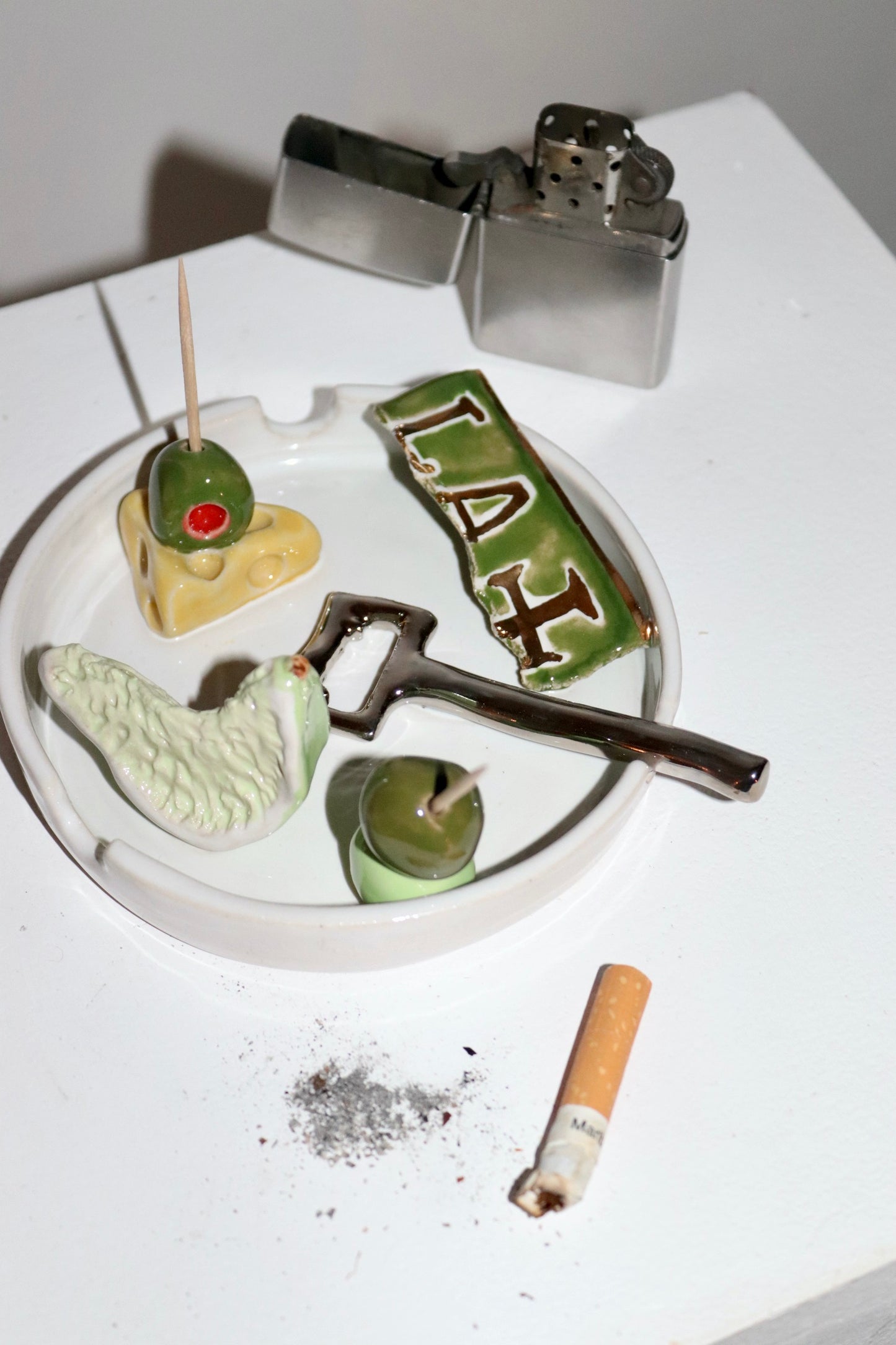 OLIVE TO PARTY