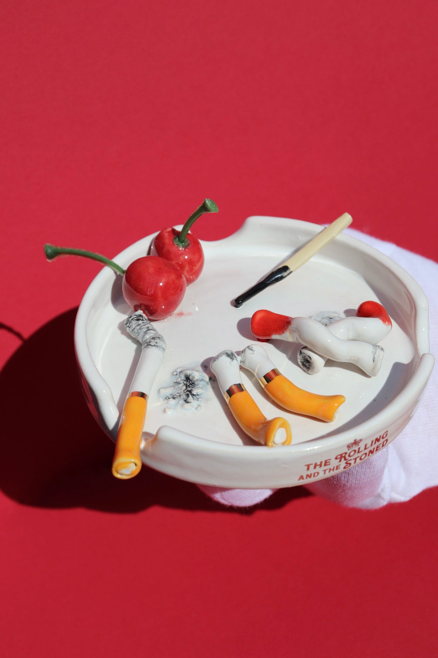 CHERRY STAIN CIGARETTES
