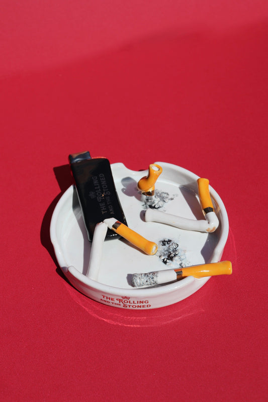 SNAPPED CIGS & LIGHTER ASHTRAY