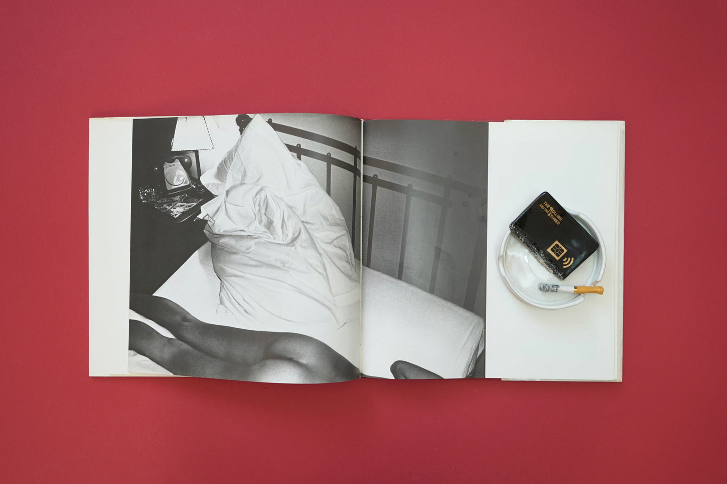 LET IT SNOW SMOULDERING CIG CARD