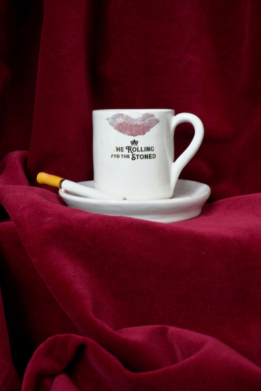 LIPSTICK STUBBY ESPRESSO CUP & SAUCER