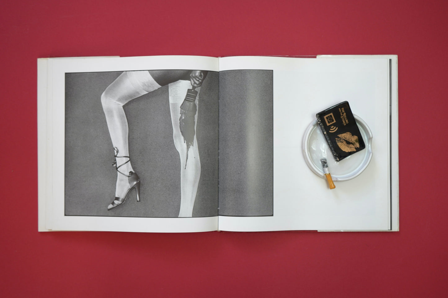 LET IT SNOW KISS CARD