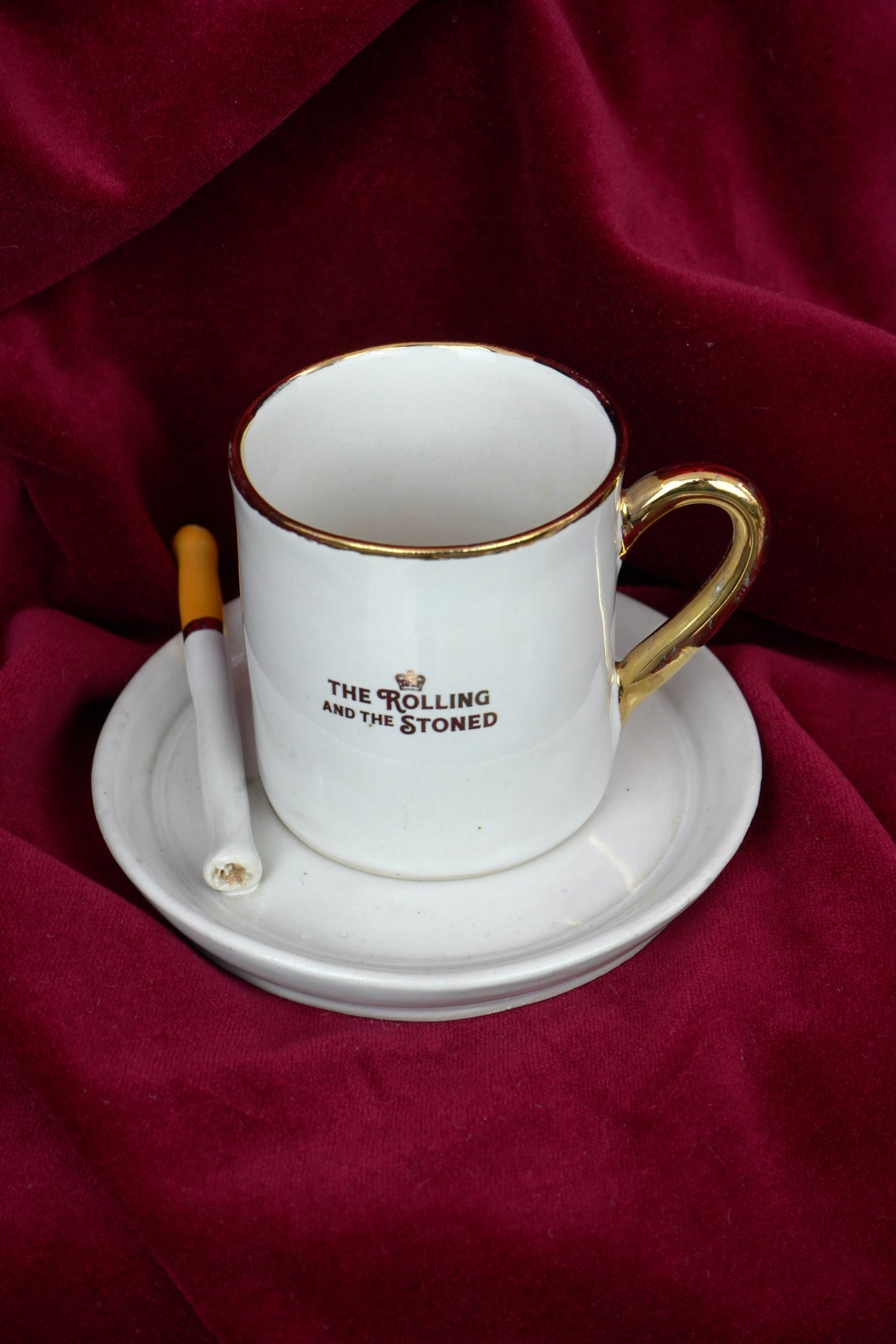 GOLDEN CIGARETTE ESPRESSO CUP & SAUCER