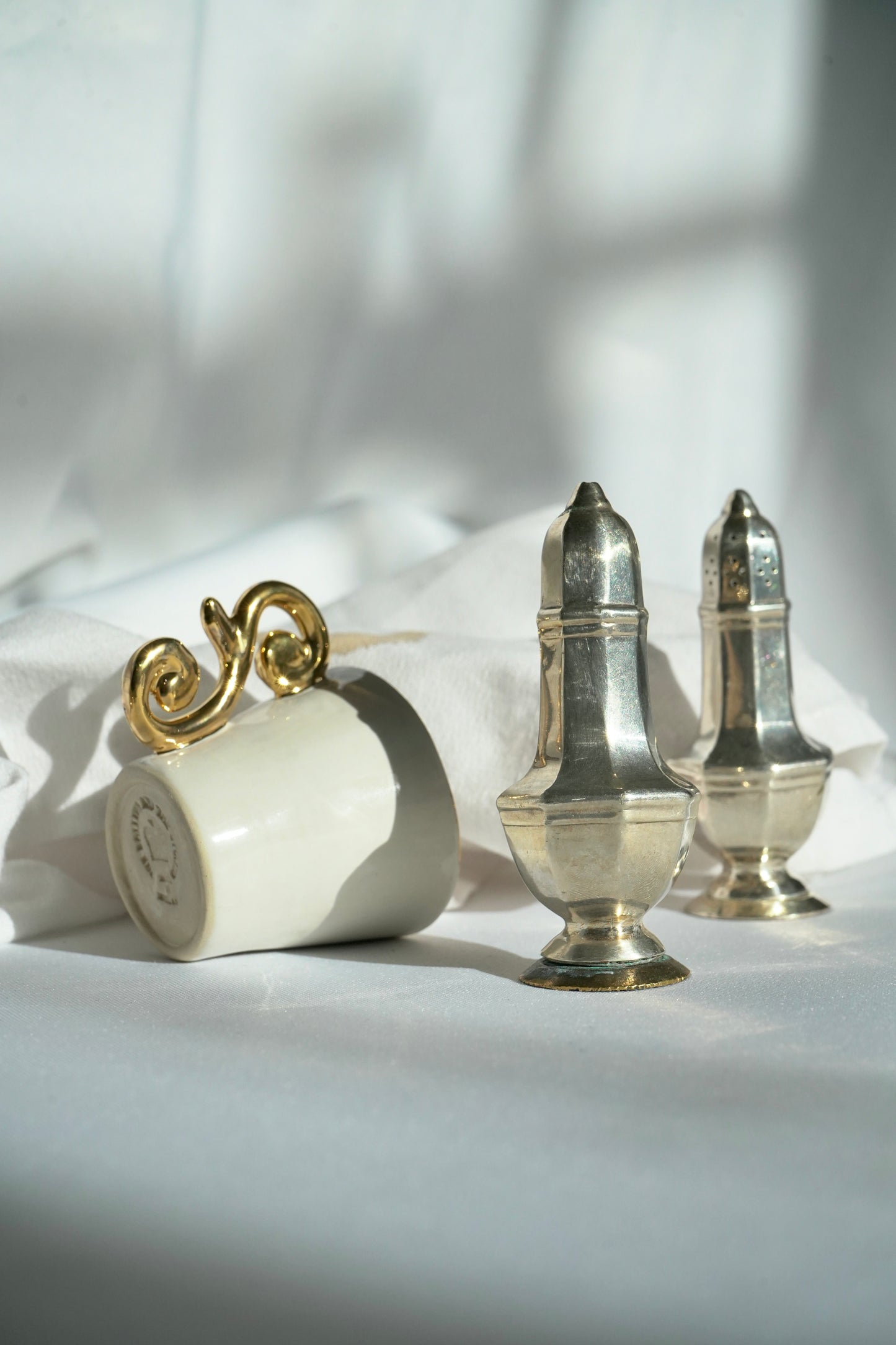 THE NOUVEAU CURL ESPRESSO CUP & RECEIPT