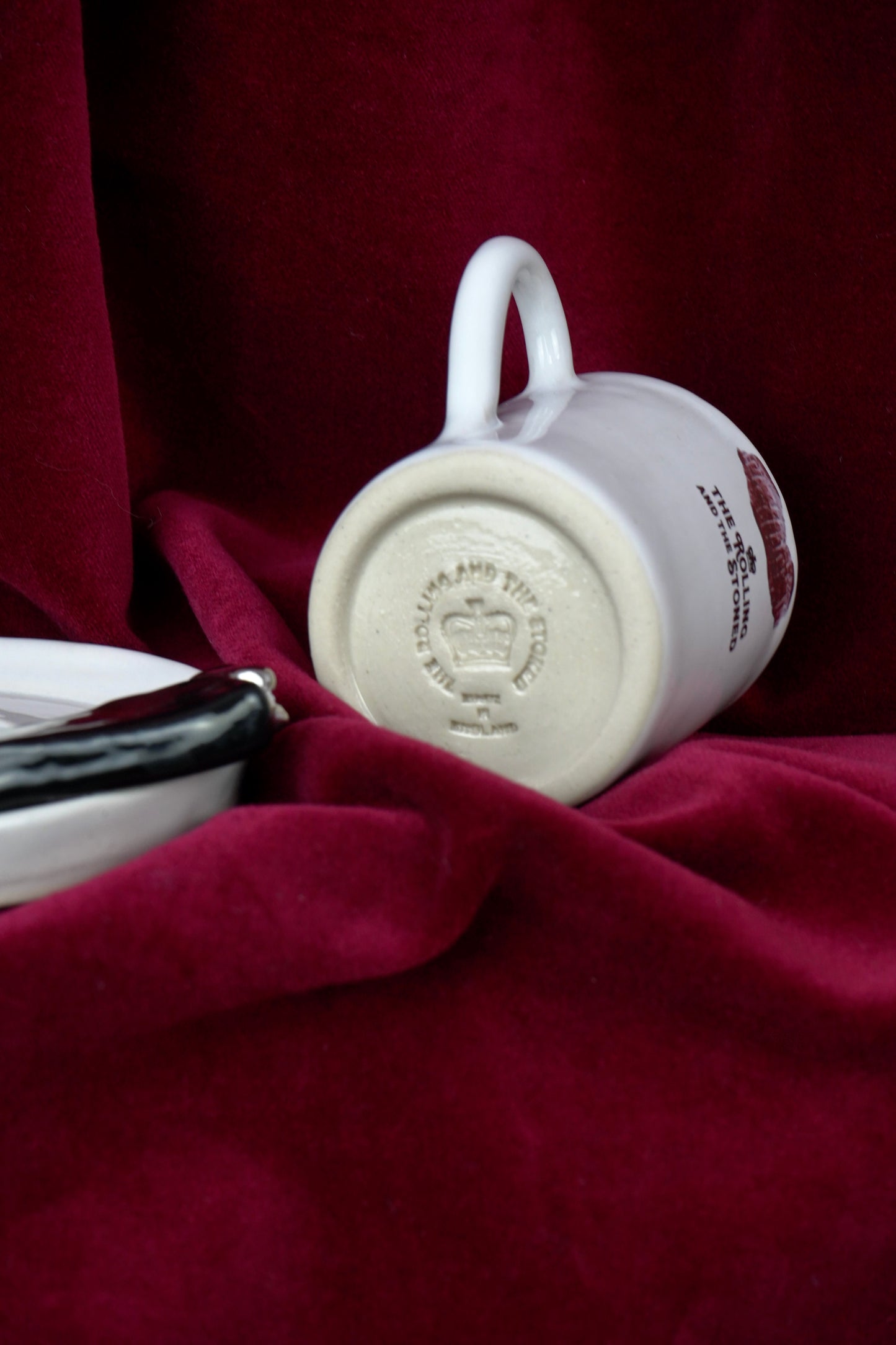 FAG & LIGHTER ESPRESSO CUP & SAUCER