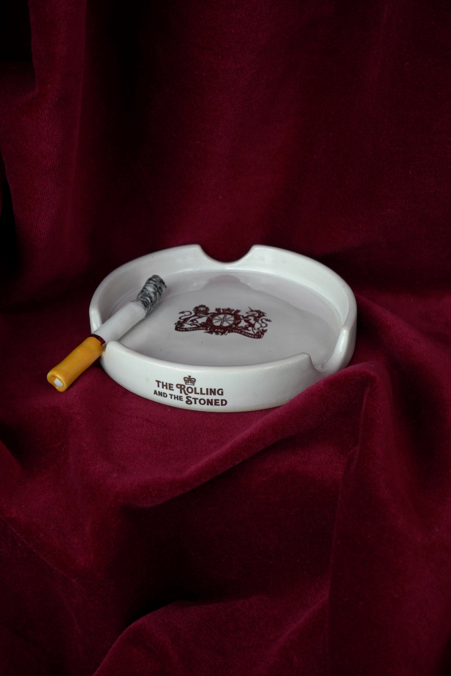SMOULDERING CREST ASHTRAY